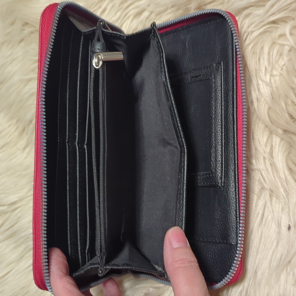 Betsey Johnson Wallet - Picture 7 of 7